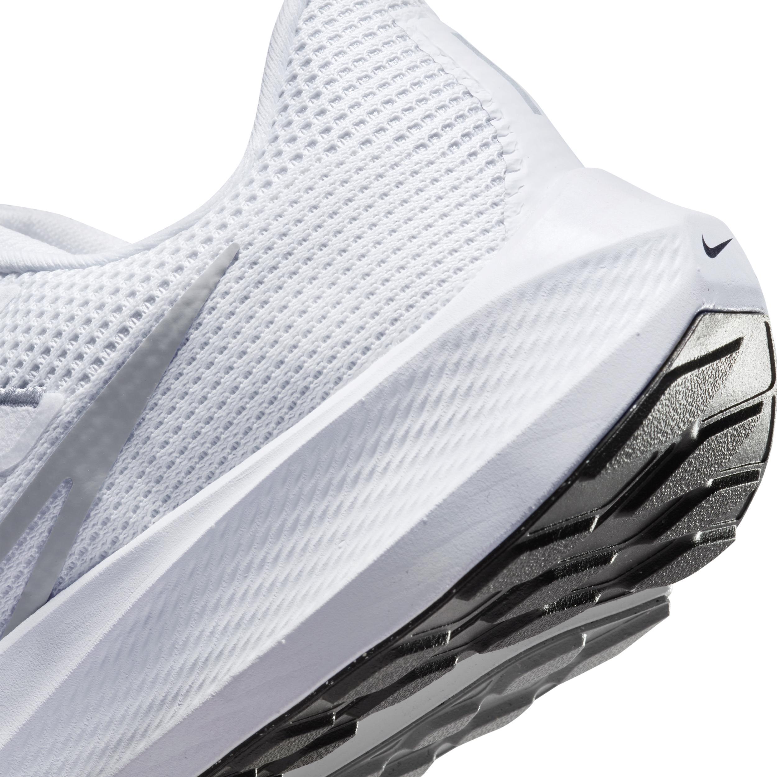 Mens Nike Air Zoom Pegasus 40 Running Shoes Product Image