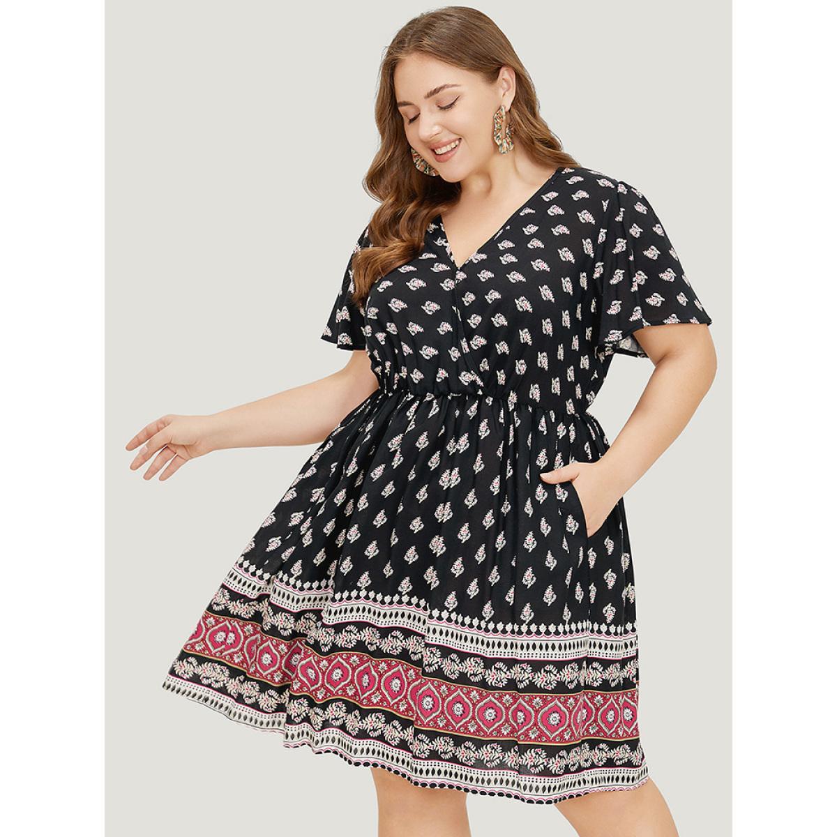 Plus Size Bandana Print Flutter Sleeve Pocket Wrap Dress BlackFlower Women Vacation Wrap V-neck Short sleeve Curvy Knee Dress BloomChic 30/6X Product Image