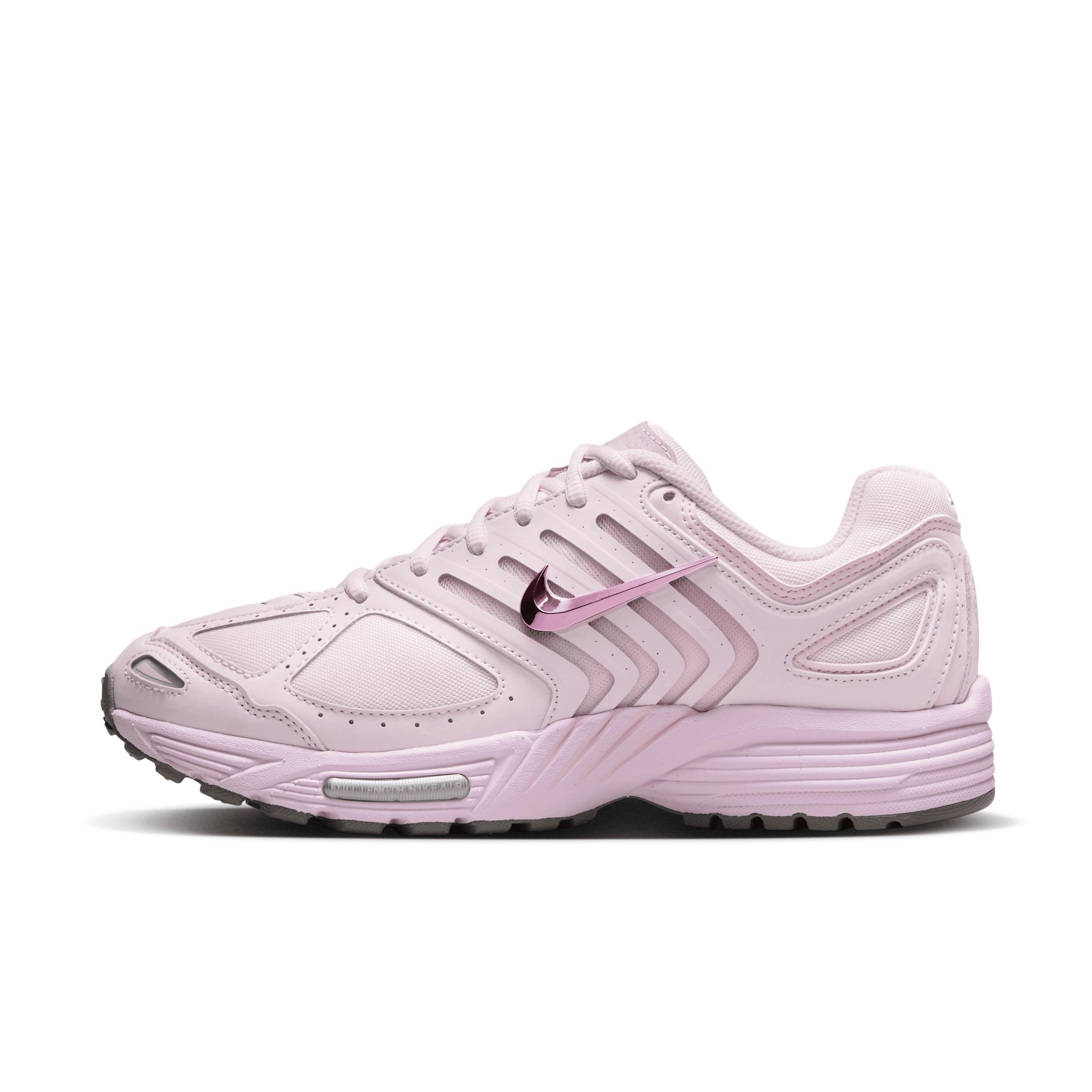 Nike Women's Air Pegasus 2005 Shoes Product Image