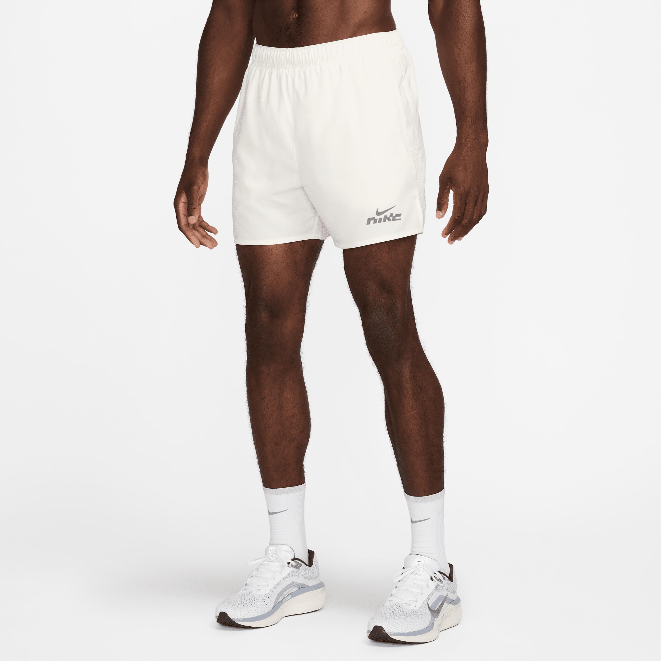 Nike Men's Challenger Flash Dri-FIT 5" Brief-Lined Running Shorts Product Image