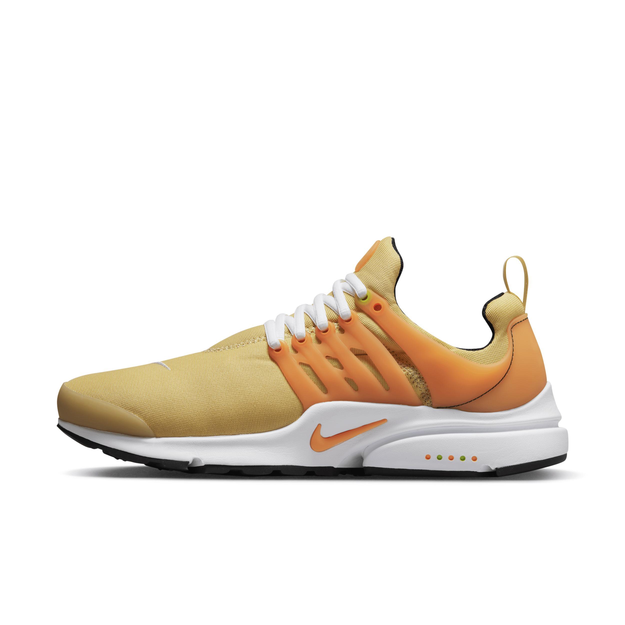 Nike Men's Air Max Plus Shoes Product Image