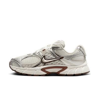 Nike Women's V5 RNR Shoes Product Image