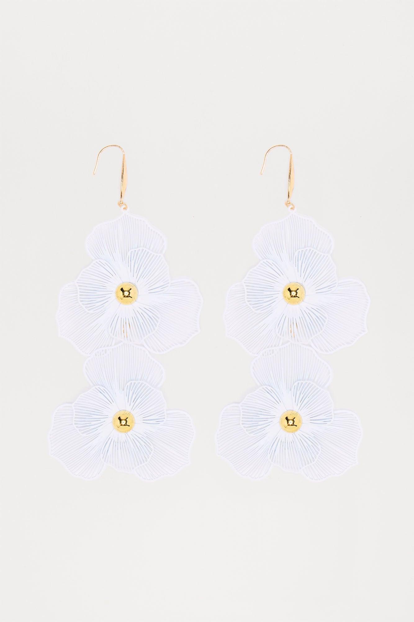 Fresh And Floral Earrings - White Product Image