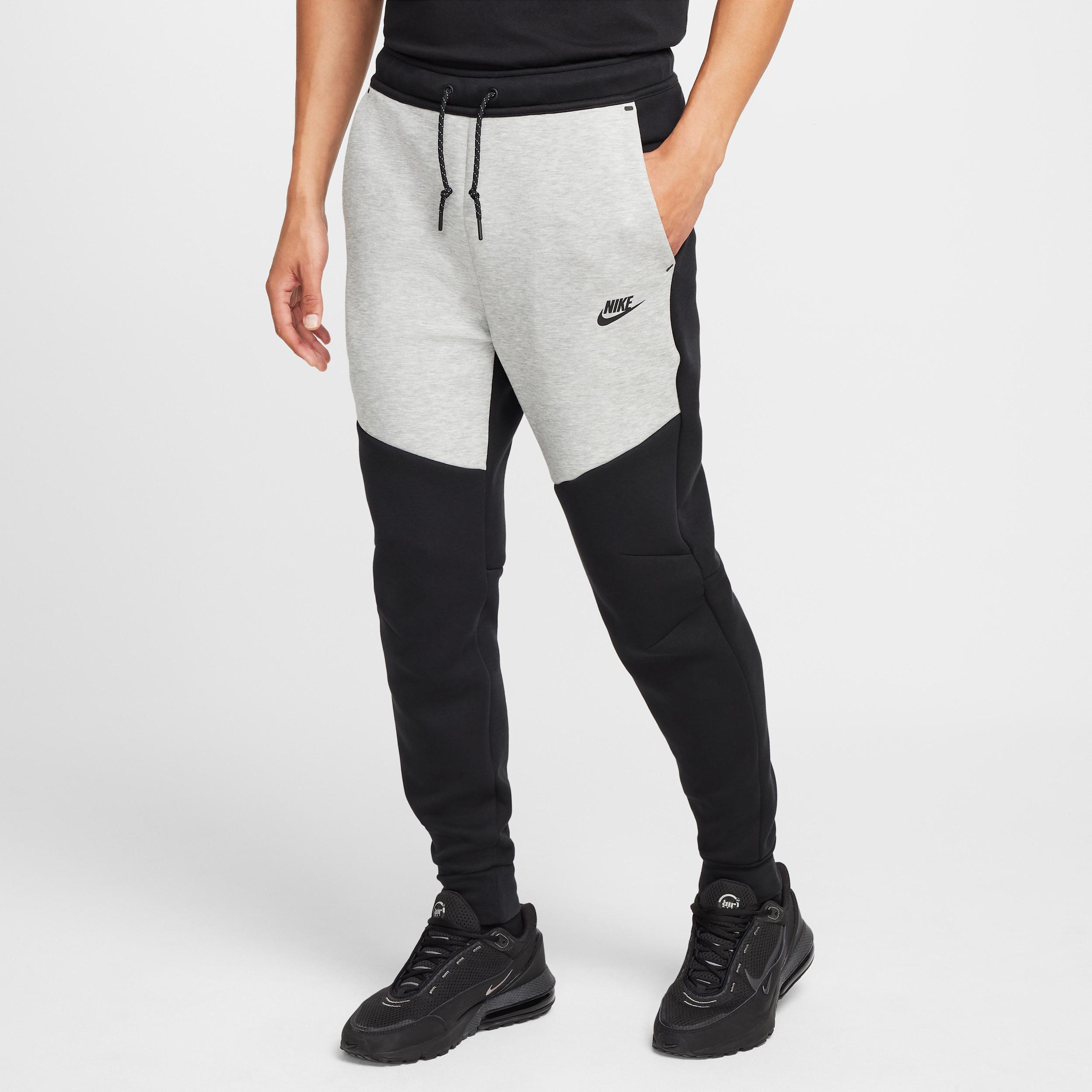 Nike Men's Tech Fleece Jogger Pants Product Image