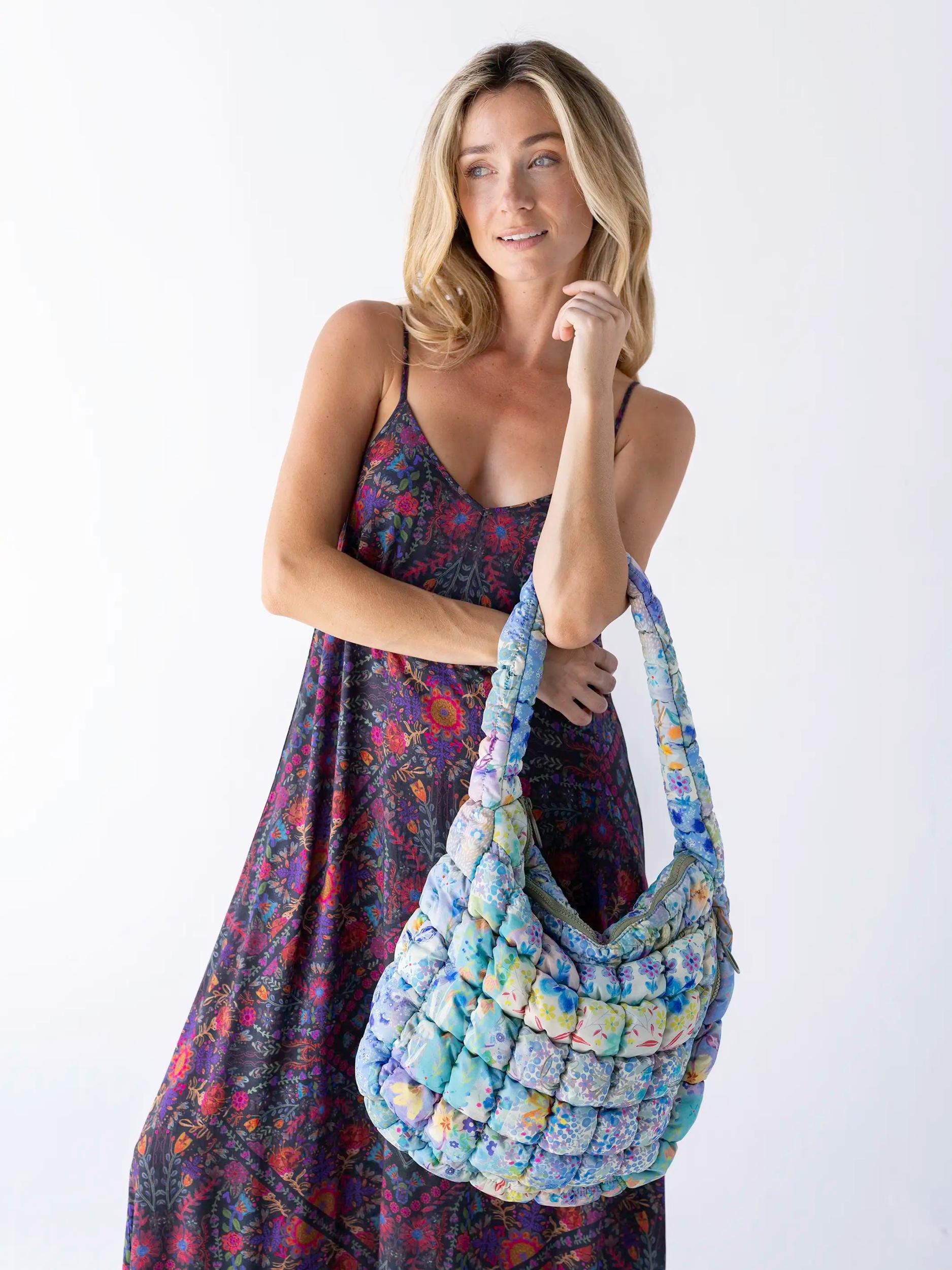 Puffy Fit-It-All Bag Product Image