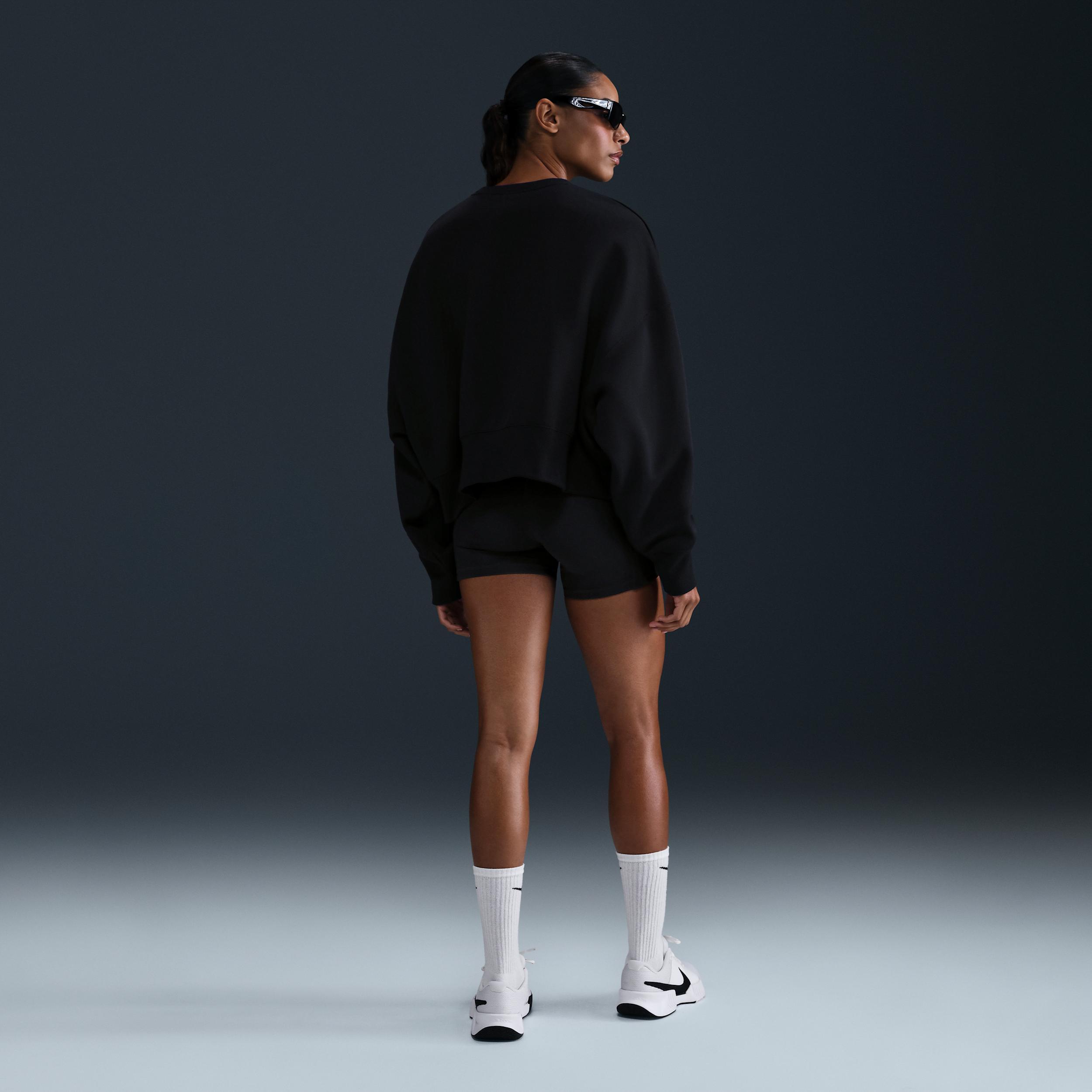 Nike Women's Court Phoenix Fleece Over-Oversized Crew-Neck Tennis Sweatshirt Product Image