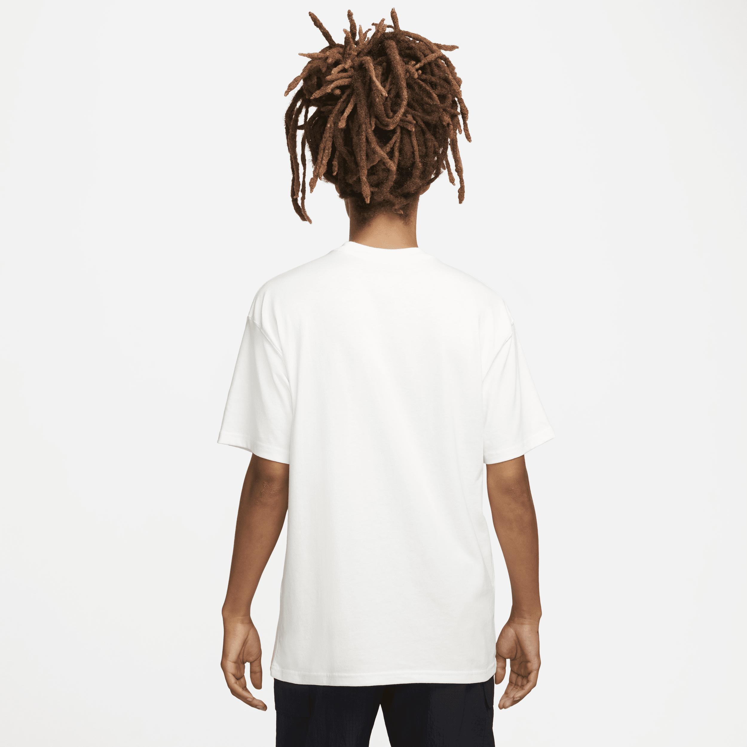 Nike Sportswear Men's Max90 T-Shirt Product Image