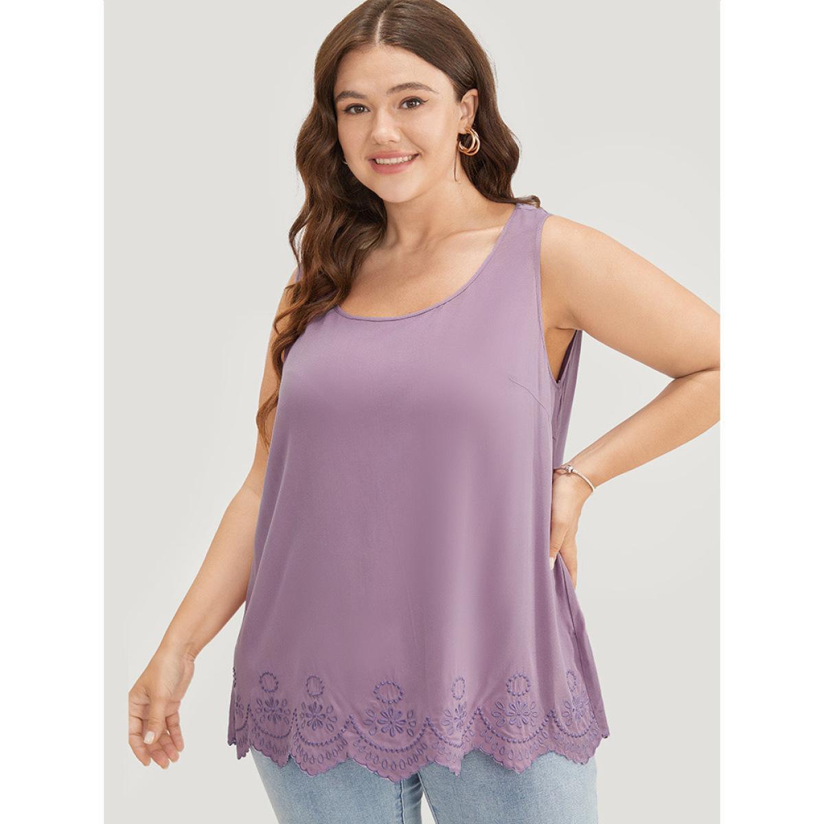 Plus Size Plain Embroidered Scalloped Trim Tank Top Women Mauve Elegant Embroidered Round Neck Dailywear Tank Tops Camis BloomChic 10/M Product Image