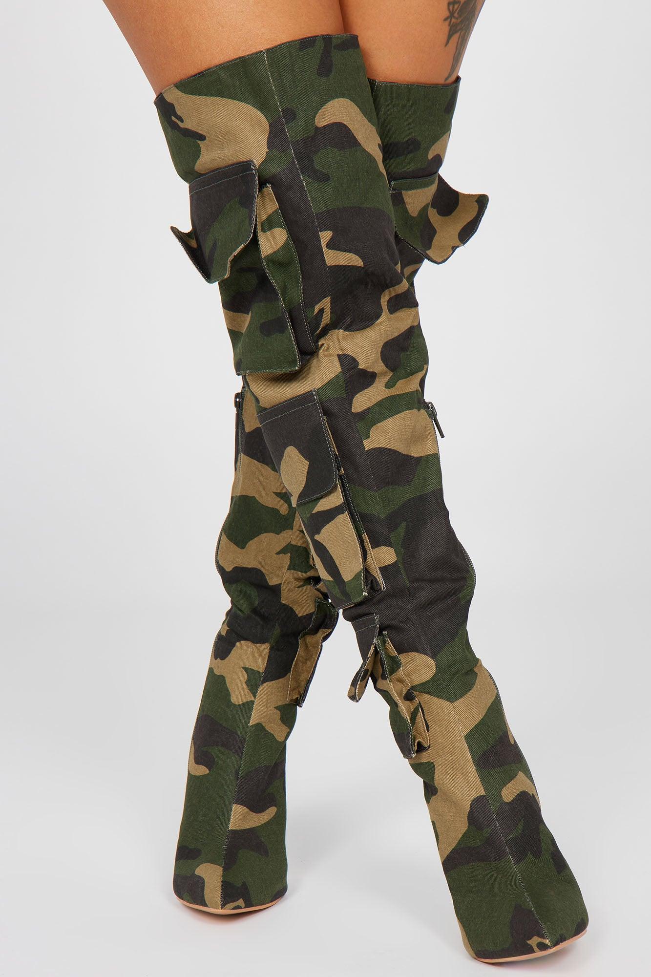 Feeling Trendy Cargo Boots - Camouflage Product Image