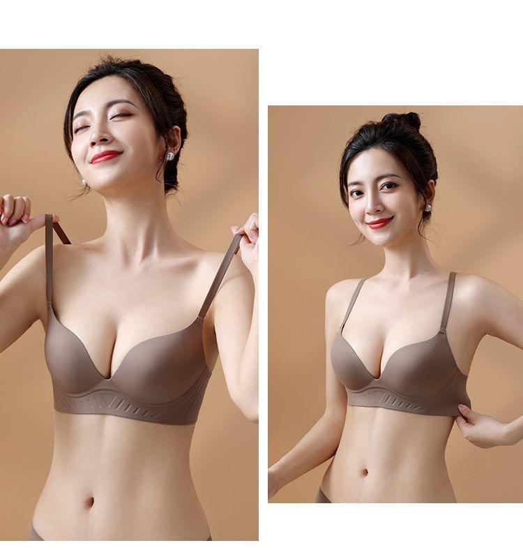 Plain Seamless Wireless Bra Product Image