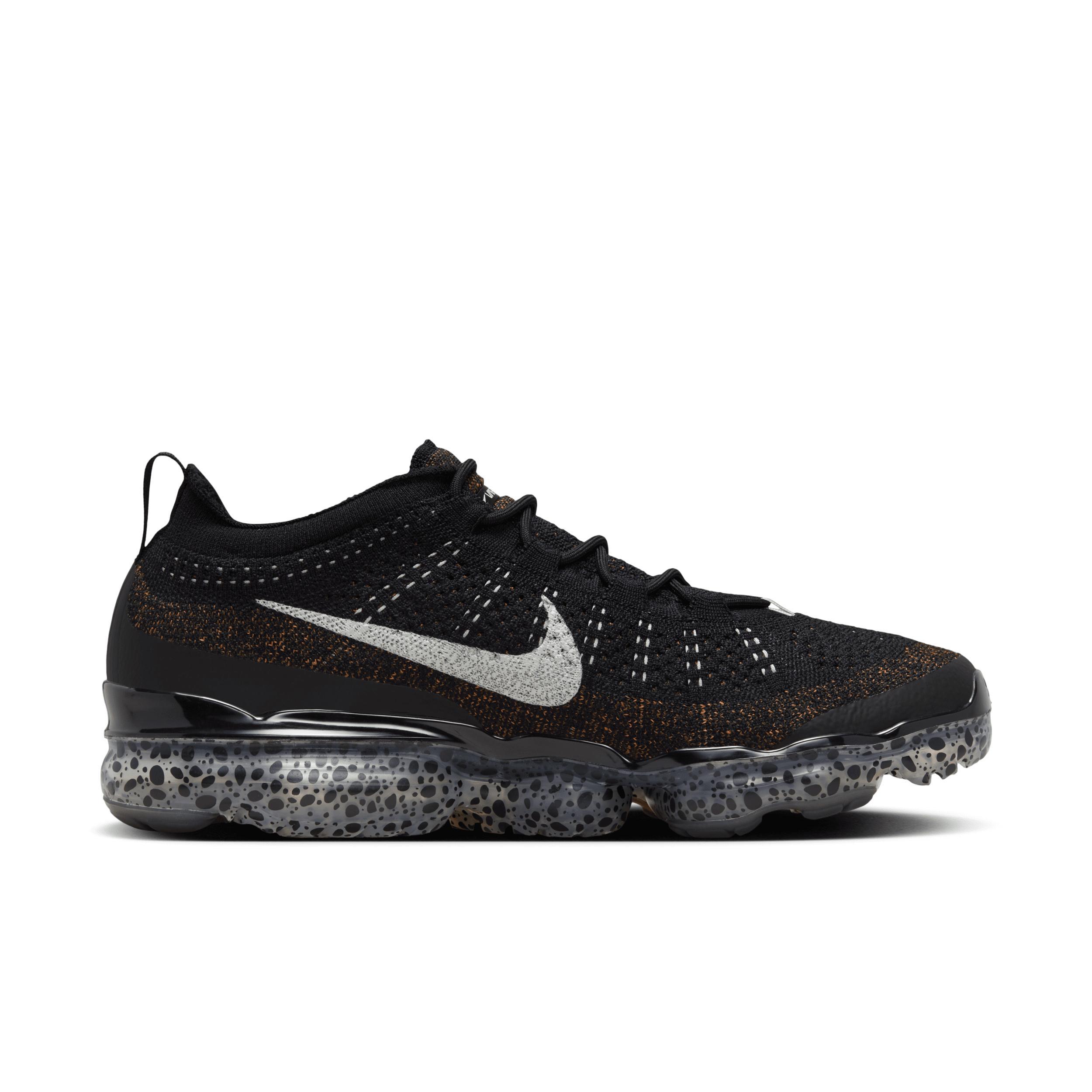 Nike Men's Air VaporMax 2023 Flyknit Electric Shoes Product Image