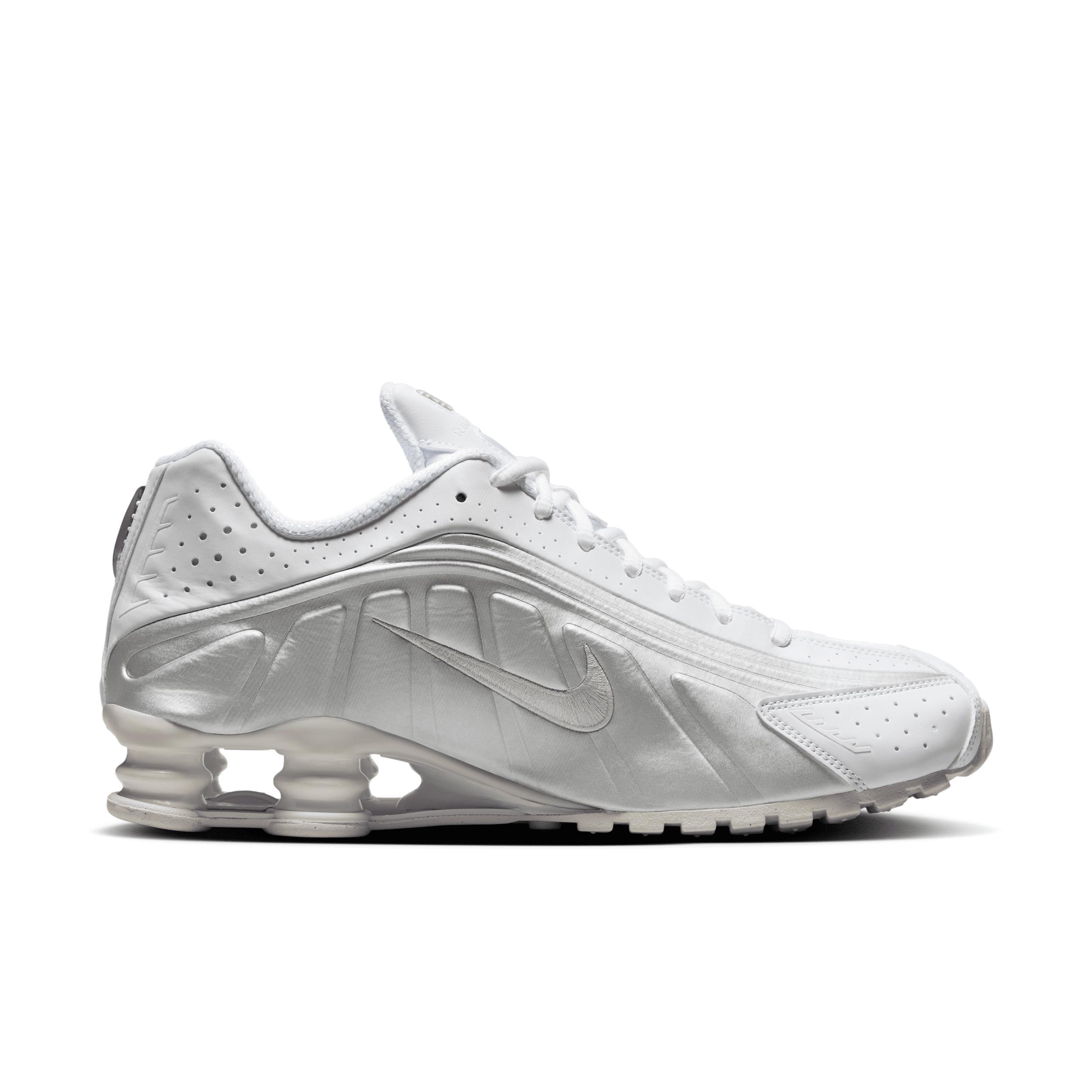 Nike Men's Shox R4 Shoes Product Image