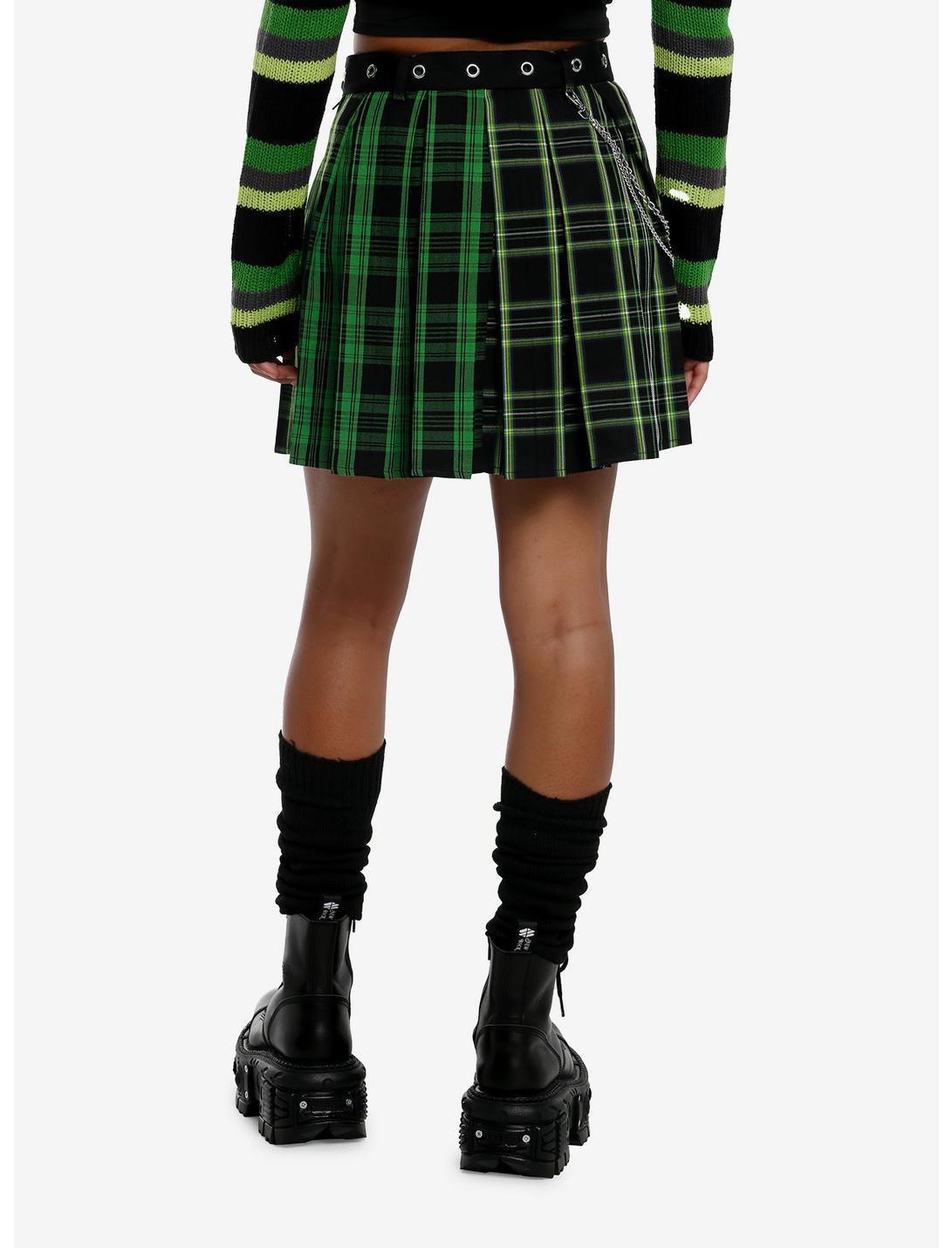 Social Collision Green Plaid Side Chain Skirt With Belt Product Image