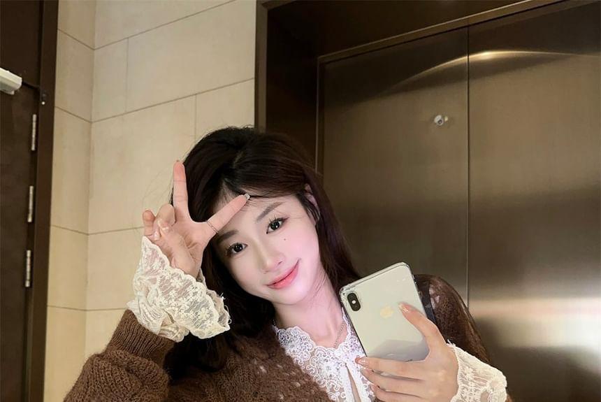 Puff-Sleeve Flower Embroidered Lace Blouse / V-Neck Plain Flower Detail Pointelle Knit Cardigan Product Image