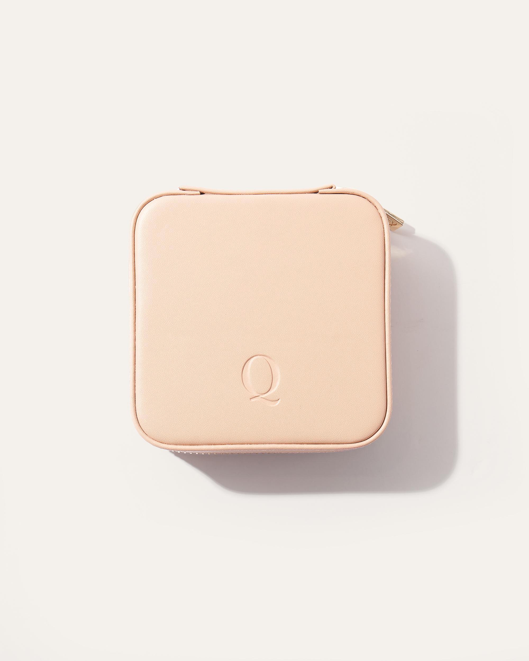Quince | Women's Leather Jewelry Travel Case Product Image