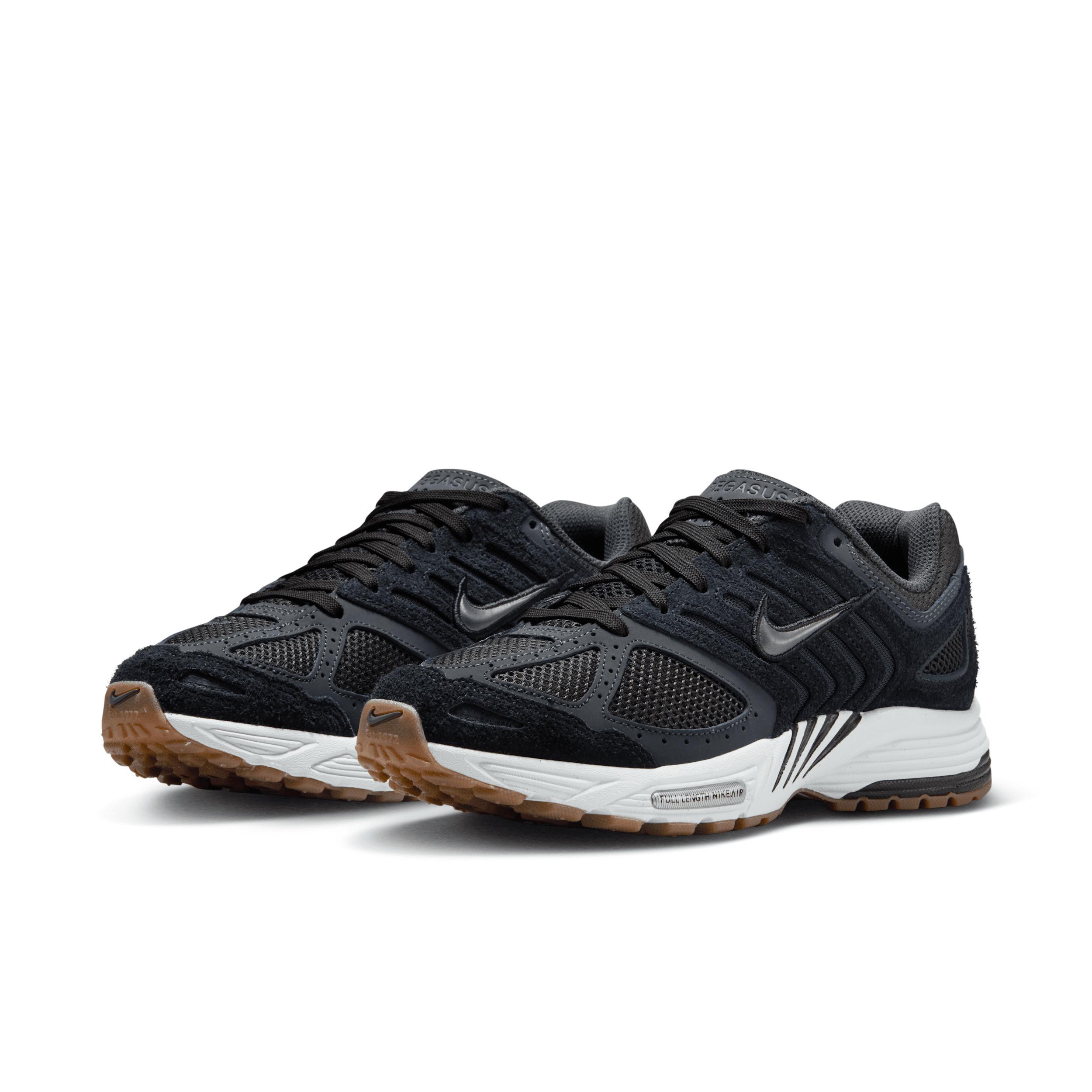 Nike Women's Air Pegasus 2005 Shoes Product Image