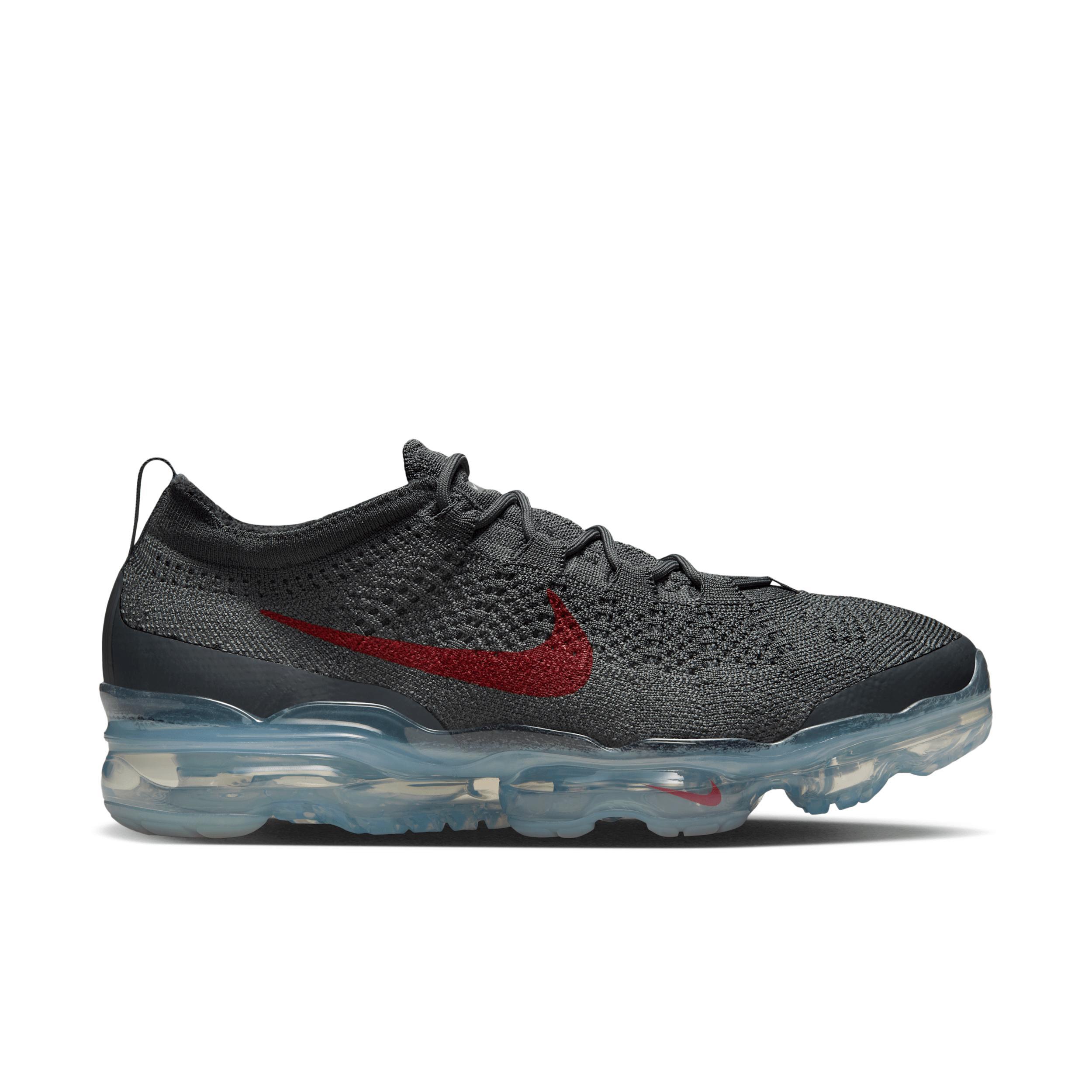 Nike Men's Air VaporMax 2023 Flyknit Shoes Product Image