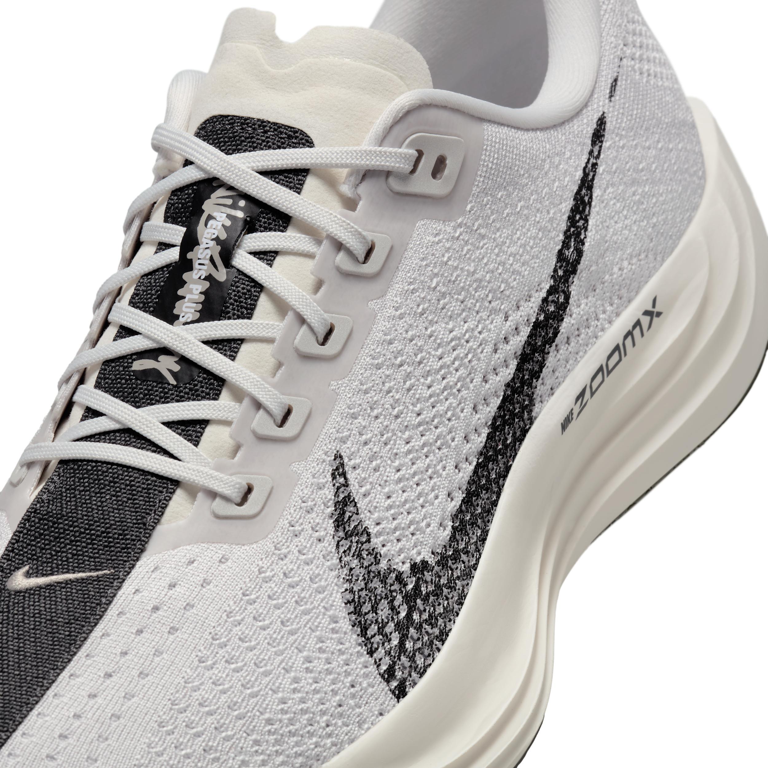 Nike Pegasus Plus Men's Road Running Shoes Product Image