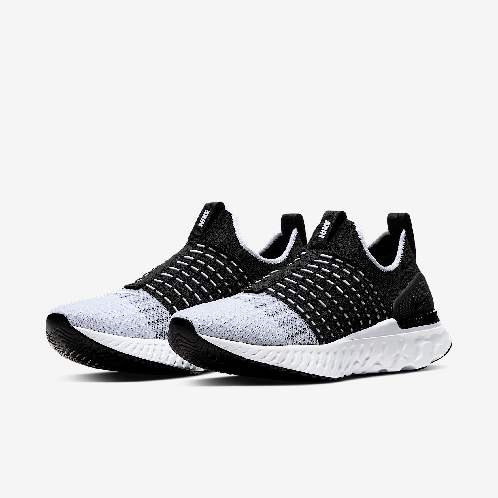 Nike Phantom Run 2 Women's Road Running Shoes Product Image