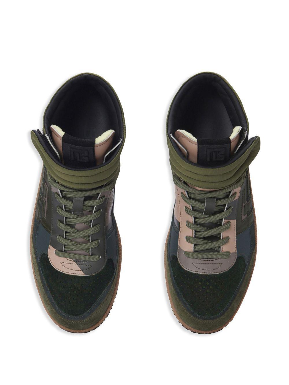 Swan sneakers Product Image