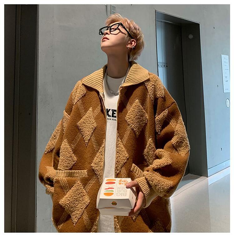 Collared Diamond Pattern Zip Up Cardigan Product Image
