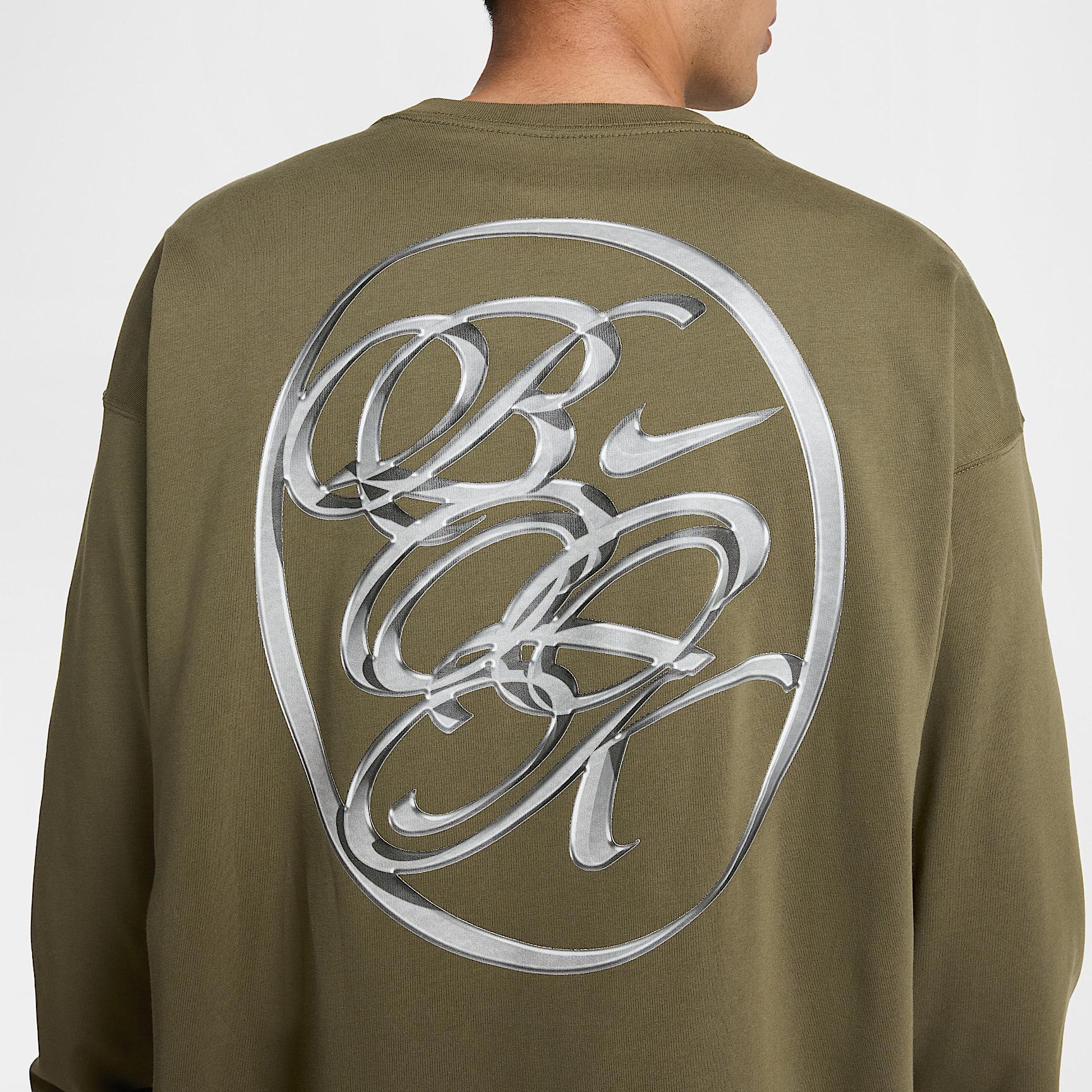 Devin Booker Men's Long-Sleeve Basketball T-Shirt Product Image