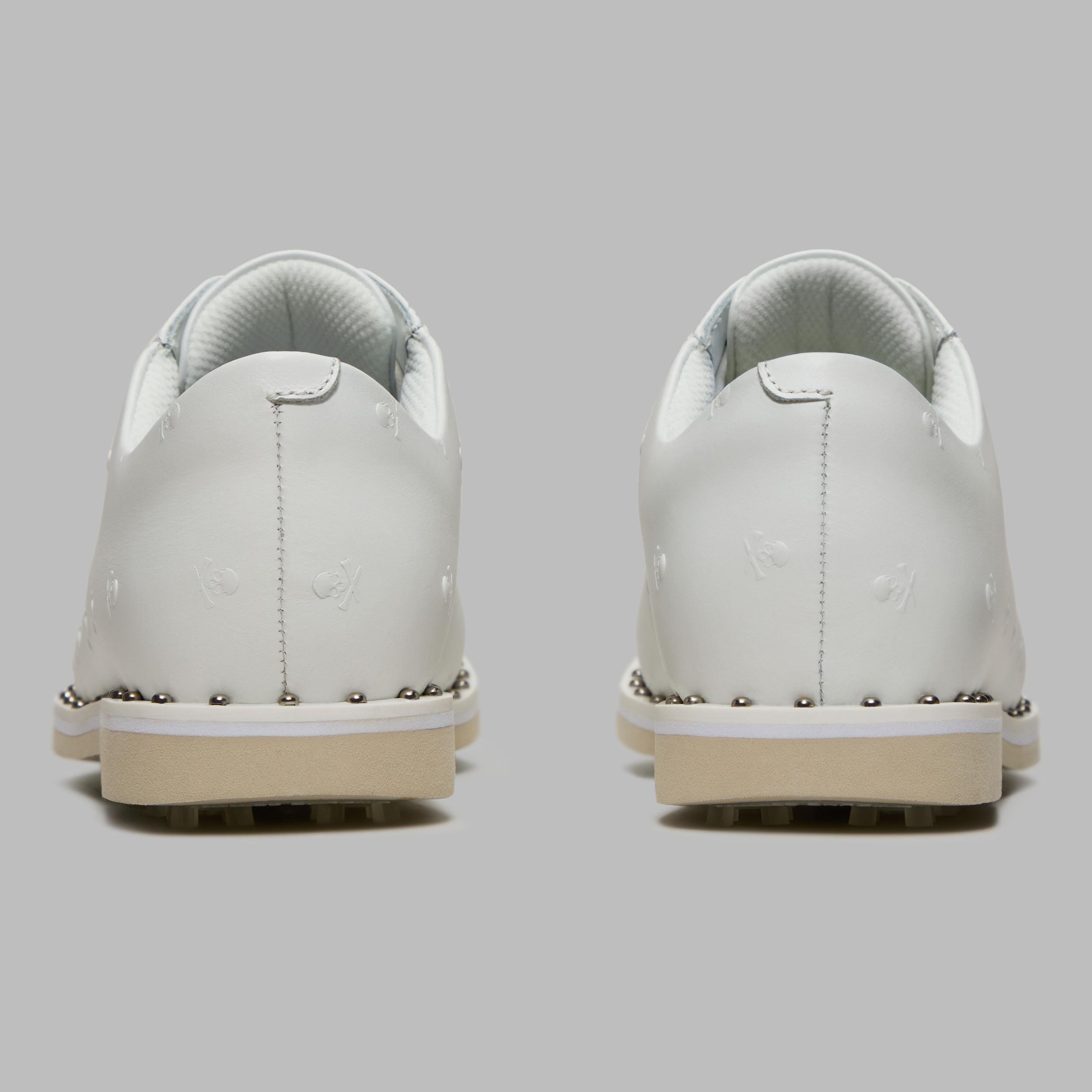WOMEN'S GALLIVANTER STUDDED LEATHER SKULL & TEES GOLF SHOE Product Image