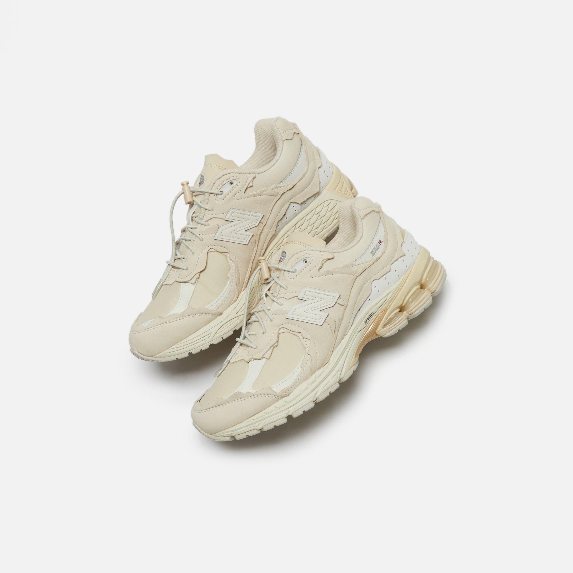 New Balance 2002R - Sandstone Male Product Image