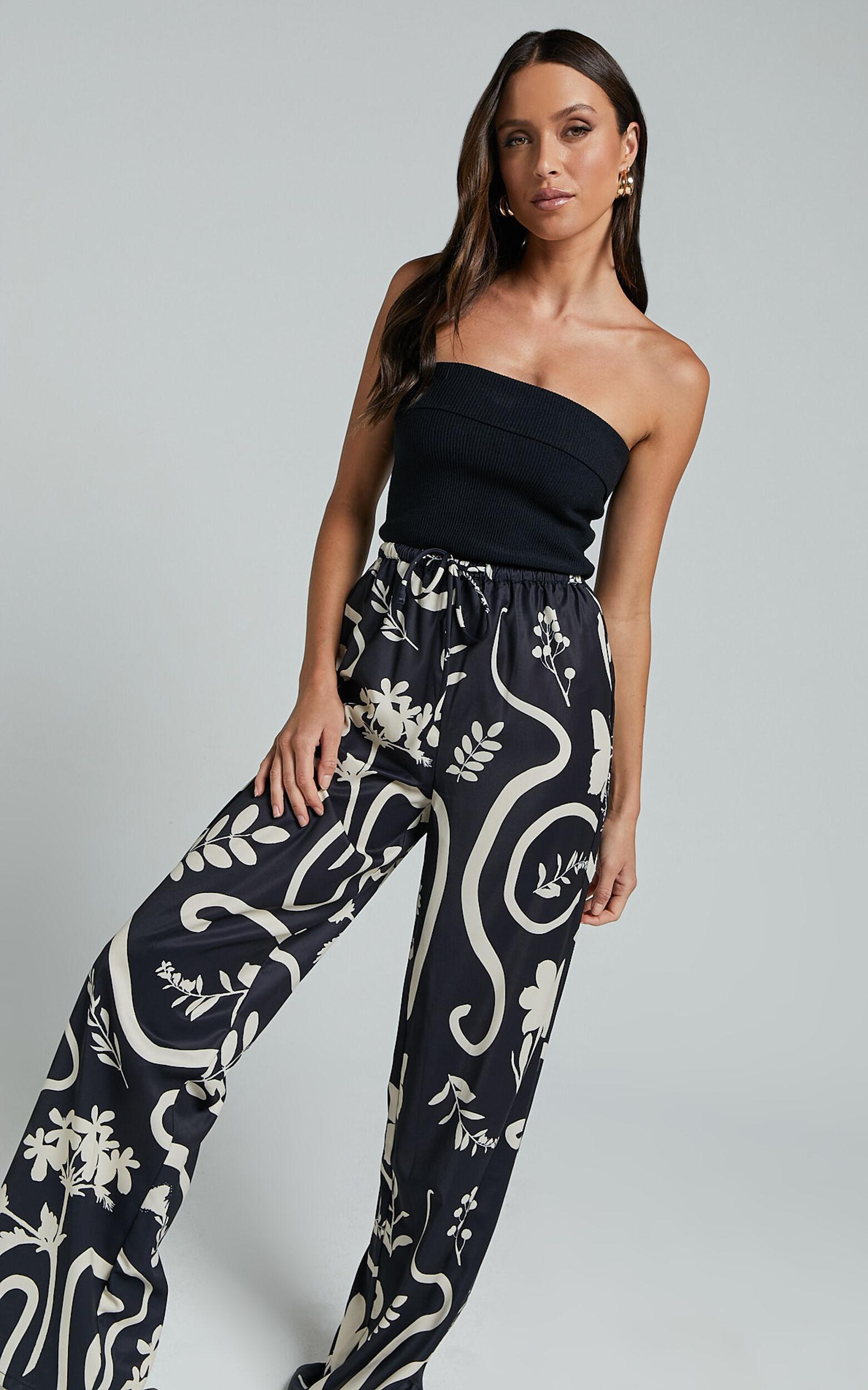 Runaway The Label - Leo Pant in Black/Sand Product Image