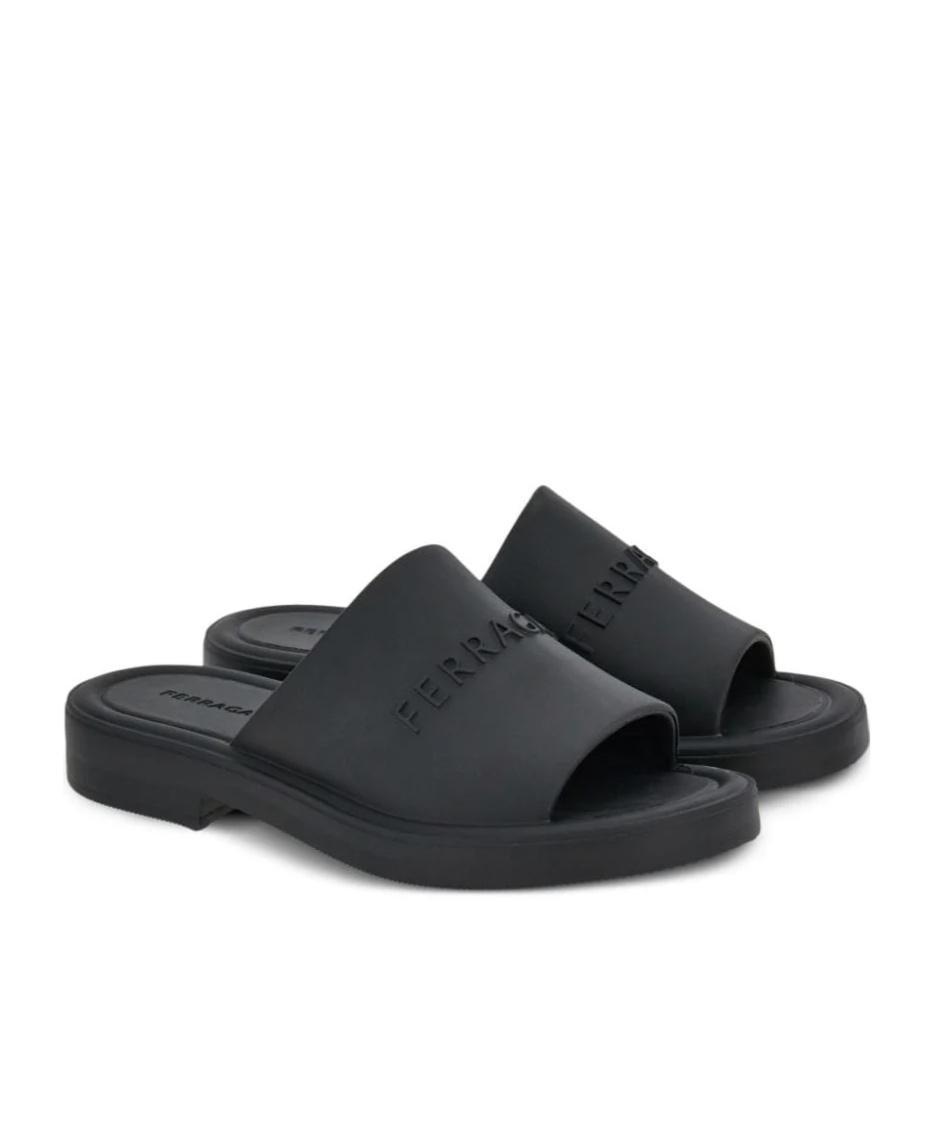 FERRAGAMO Logo Pattern Slippers In Black Product Image
