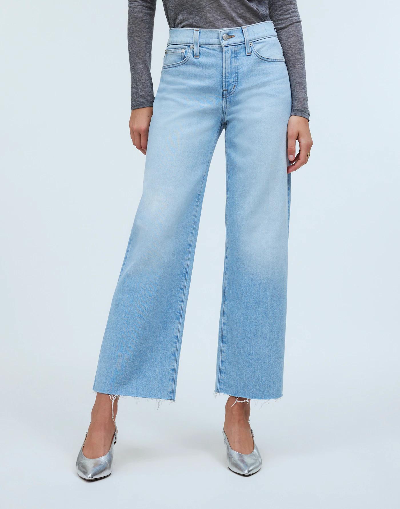 The Perfect Vintage Mid-Rise Wide-Leg Jean Product Image