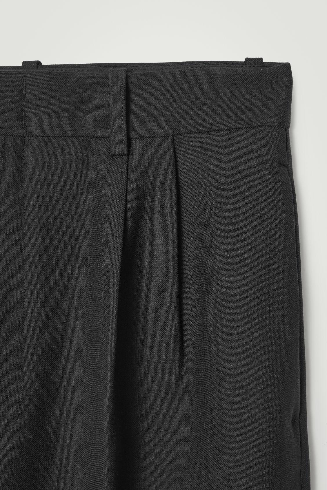 SLIM CIGARETTE PANTS Product Image
