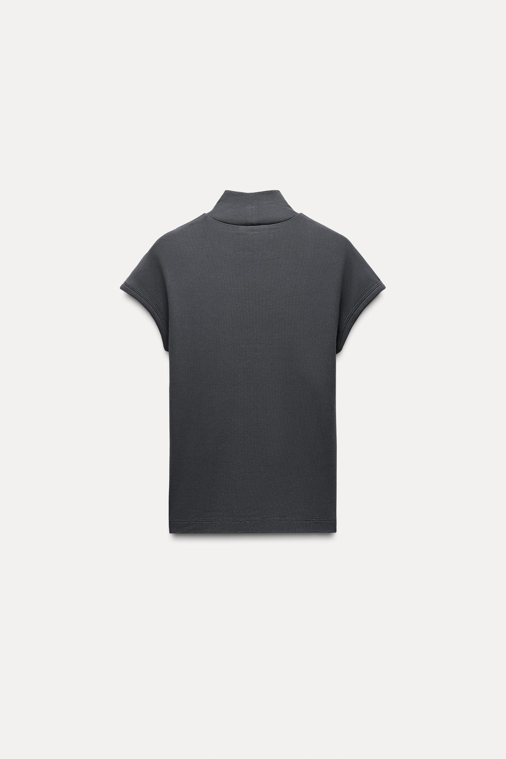 RIB MOCK NECK TOP Product Image