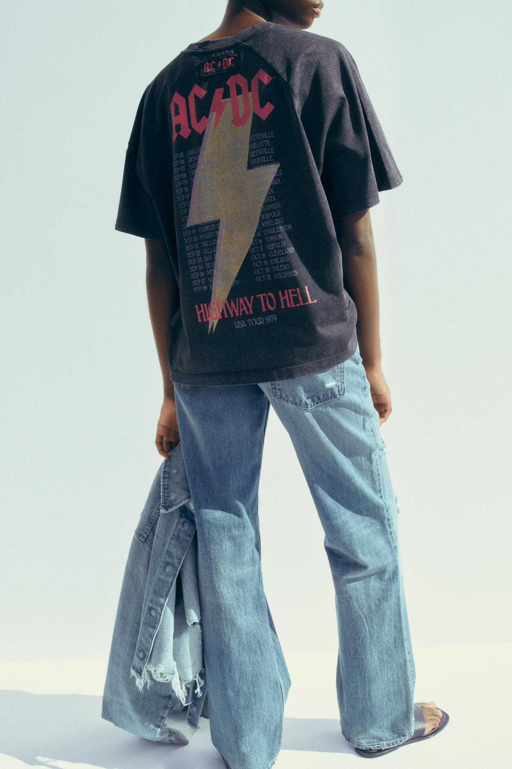 WASHED EFFECT T-SHIRT ©AC/DC Product Image
