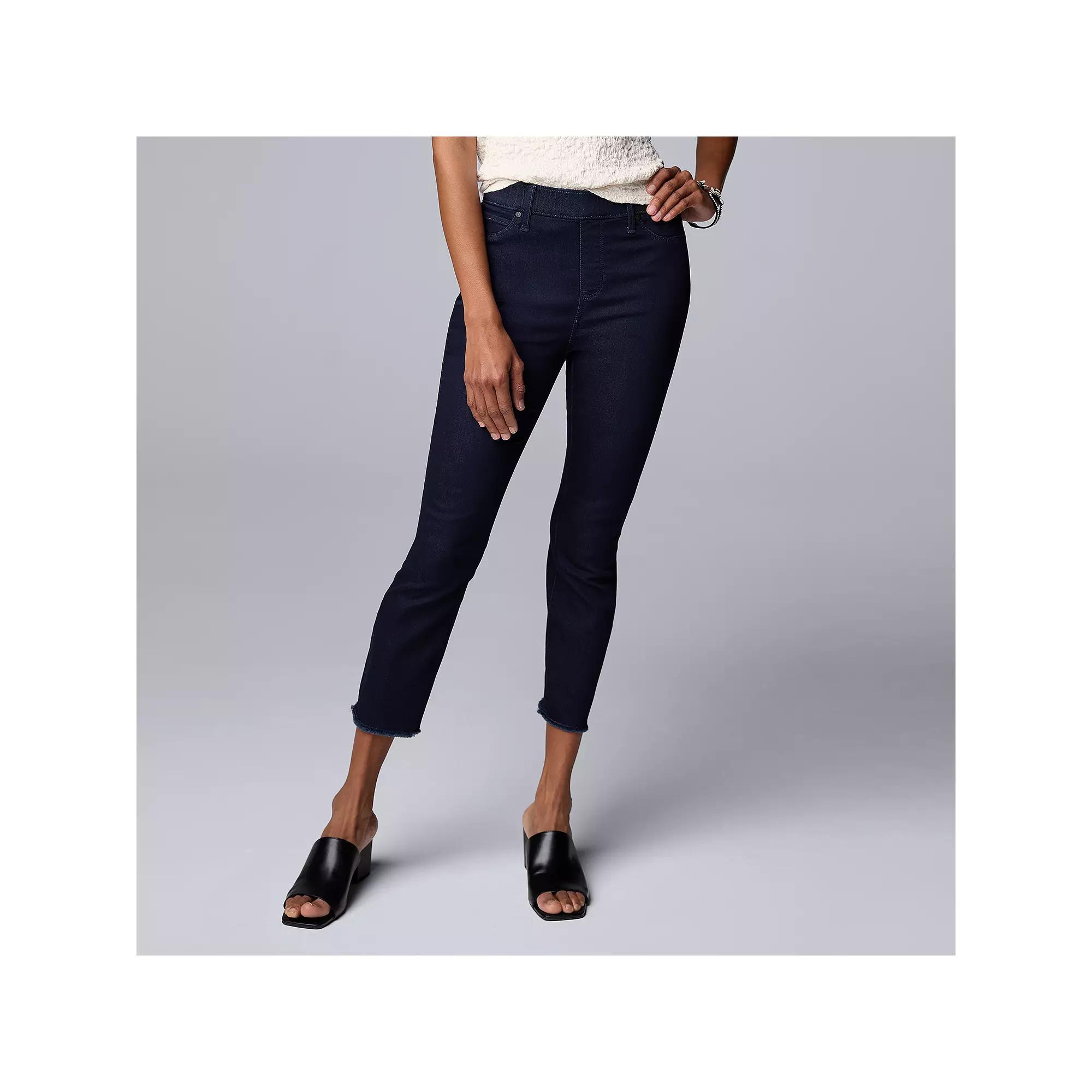 Women's Simply Vera Vera Wang Mid-Rise Shaping Frayed Cropped Jeans, Size: XL, Blue Rinse Product Image