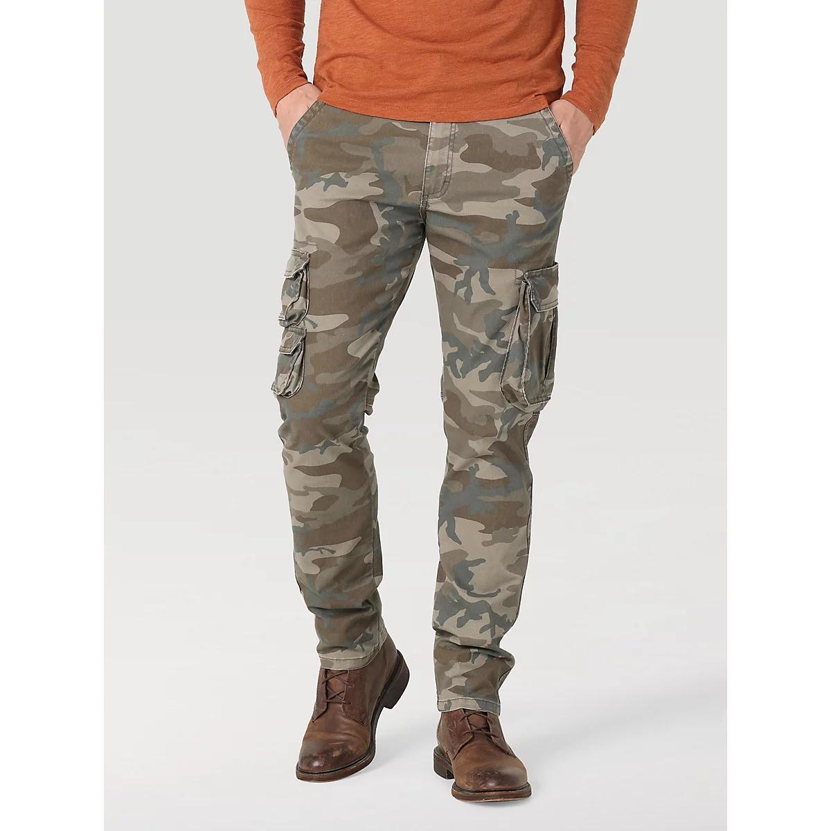Men's Wrangler® Flex Tapered Cargo Pant in Brown Jungle Product Image