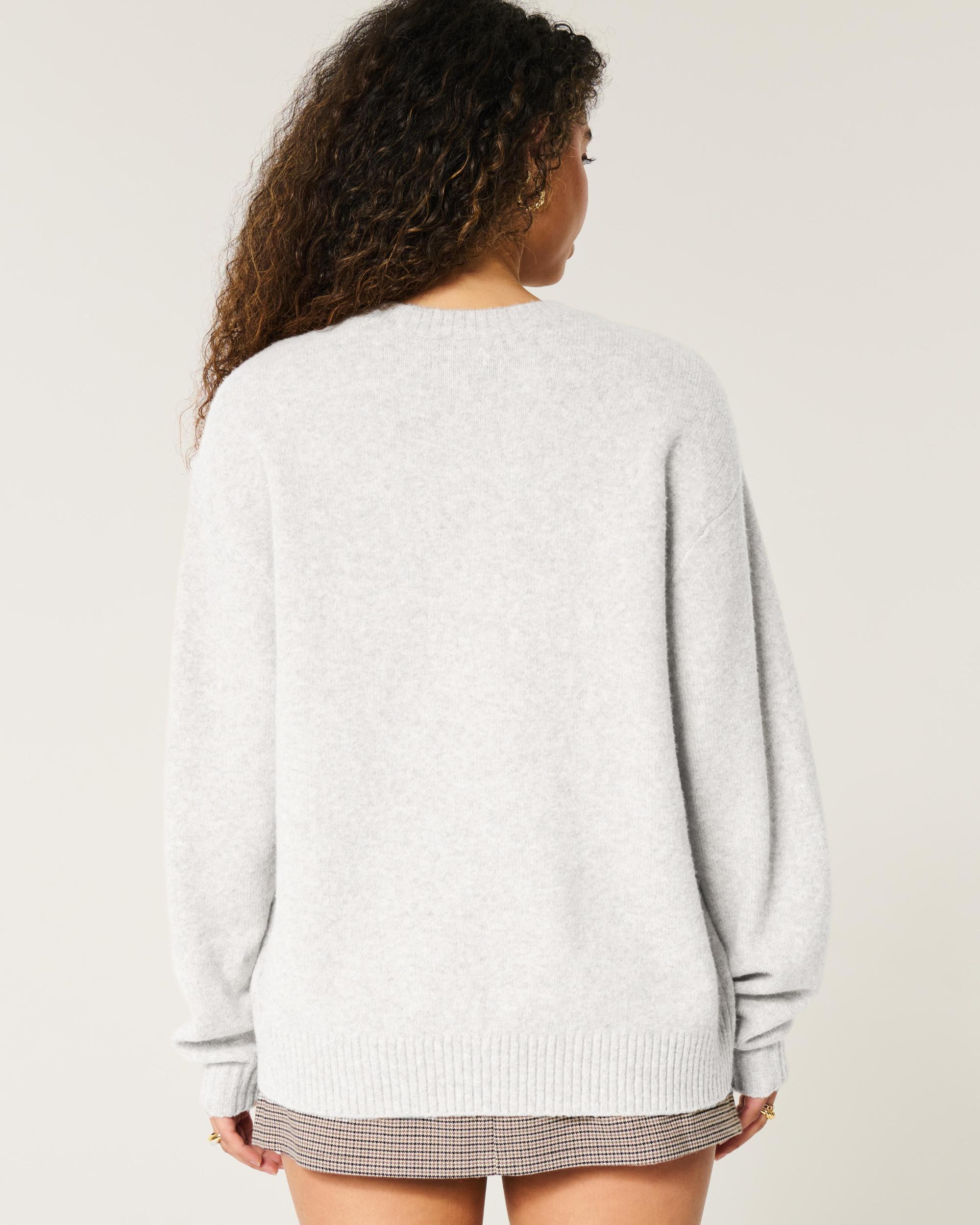 Hollister Comfy Cloud Puppy Graphic Crew Sweater Product Image