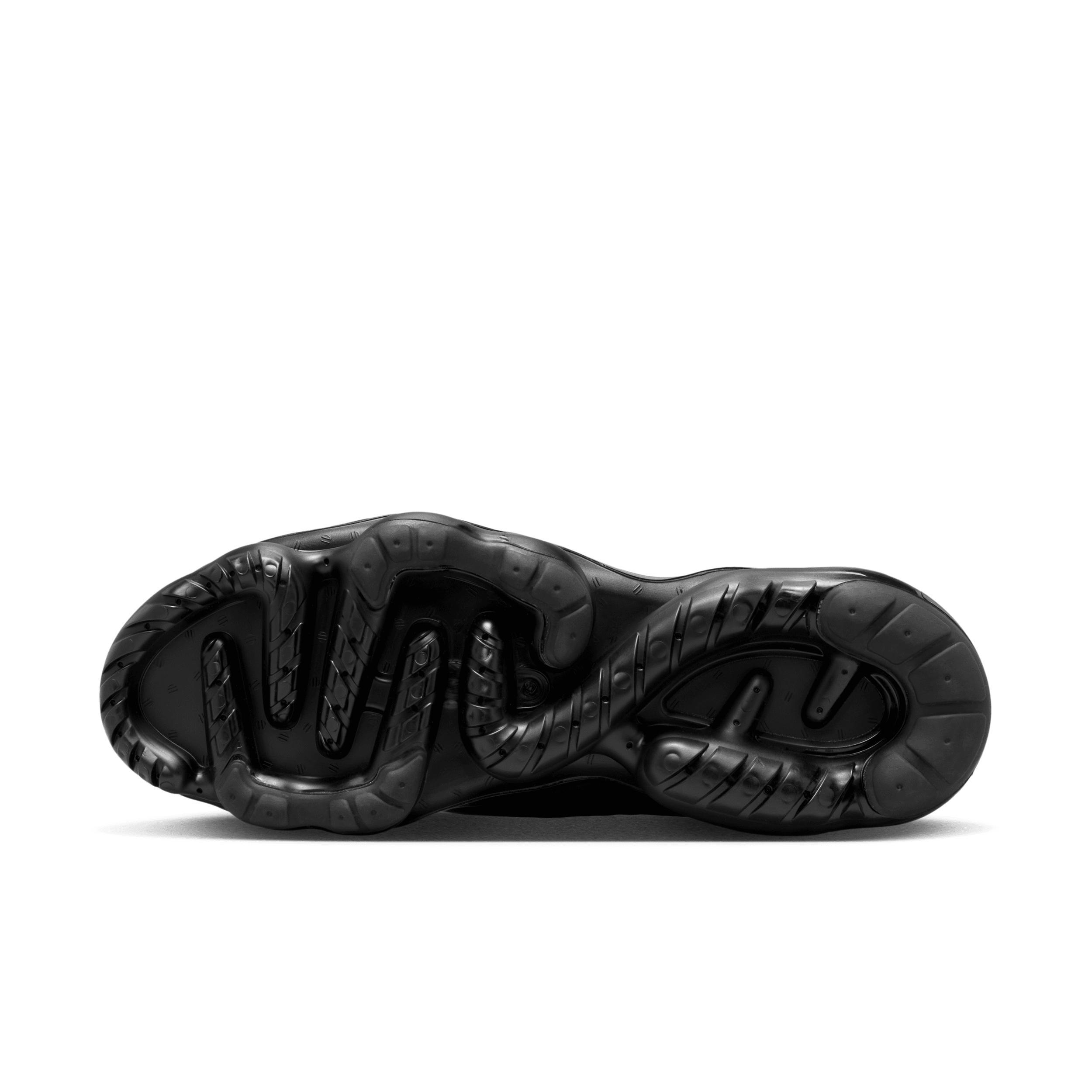 Nike Air Vapormax Moc Roam Sneaker in Black. - size 7.5 (also in 10, 10.5, 11, 11.5, 12, 7, 8, 8.5, 9, 9.5) Product Image