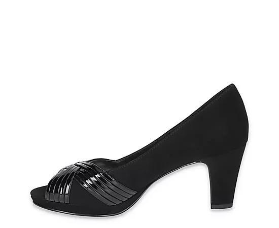 Easy Street Womens Lavish Pump Product Image