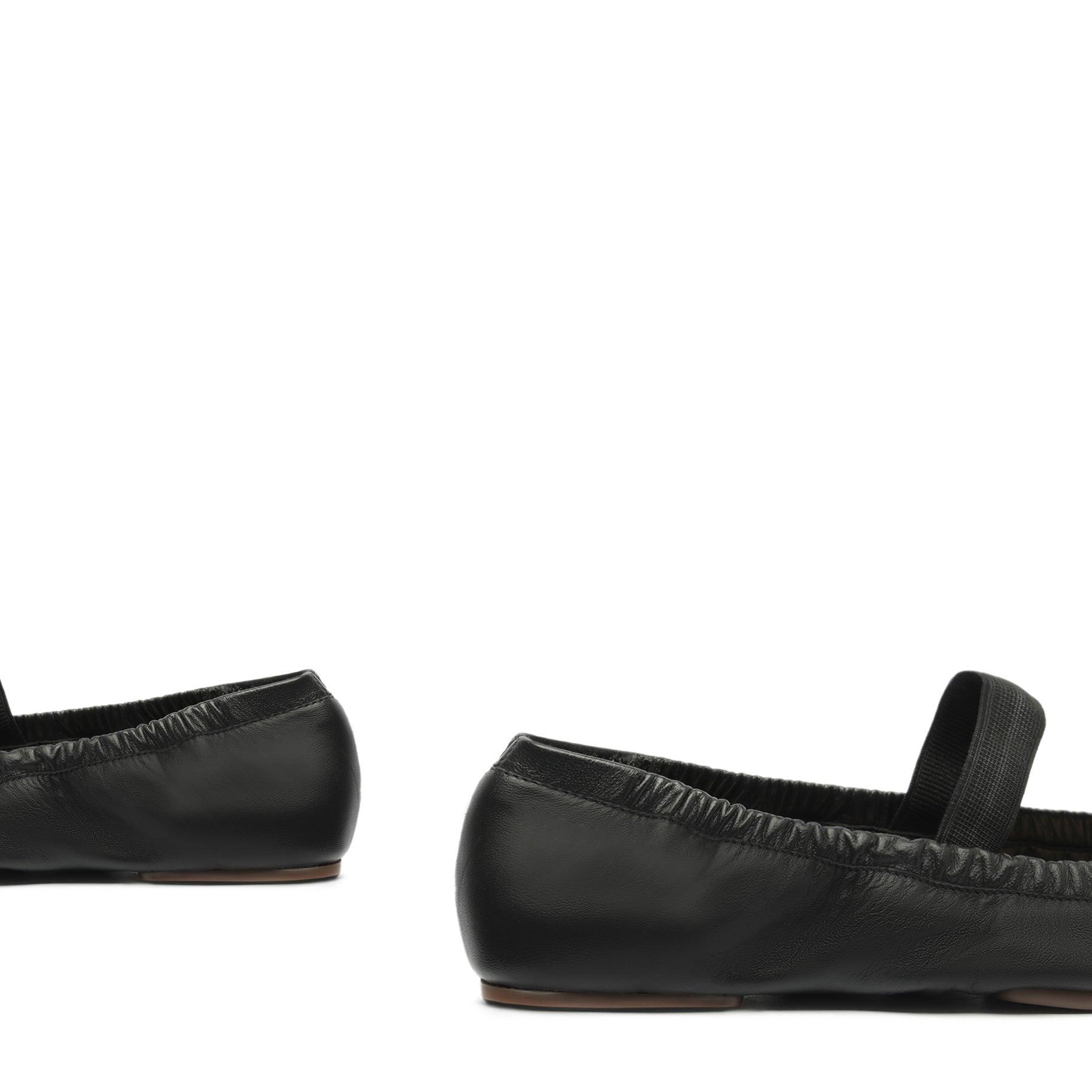 Fanny Leather Flat Product Image
