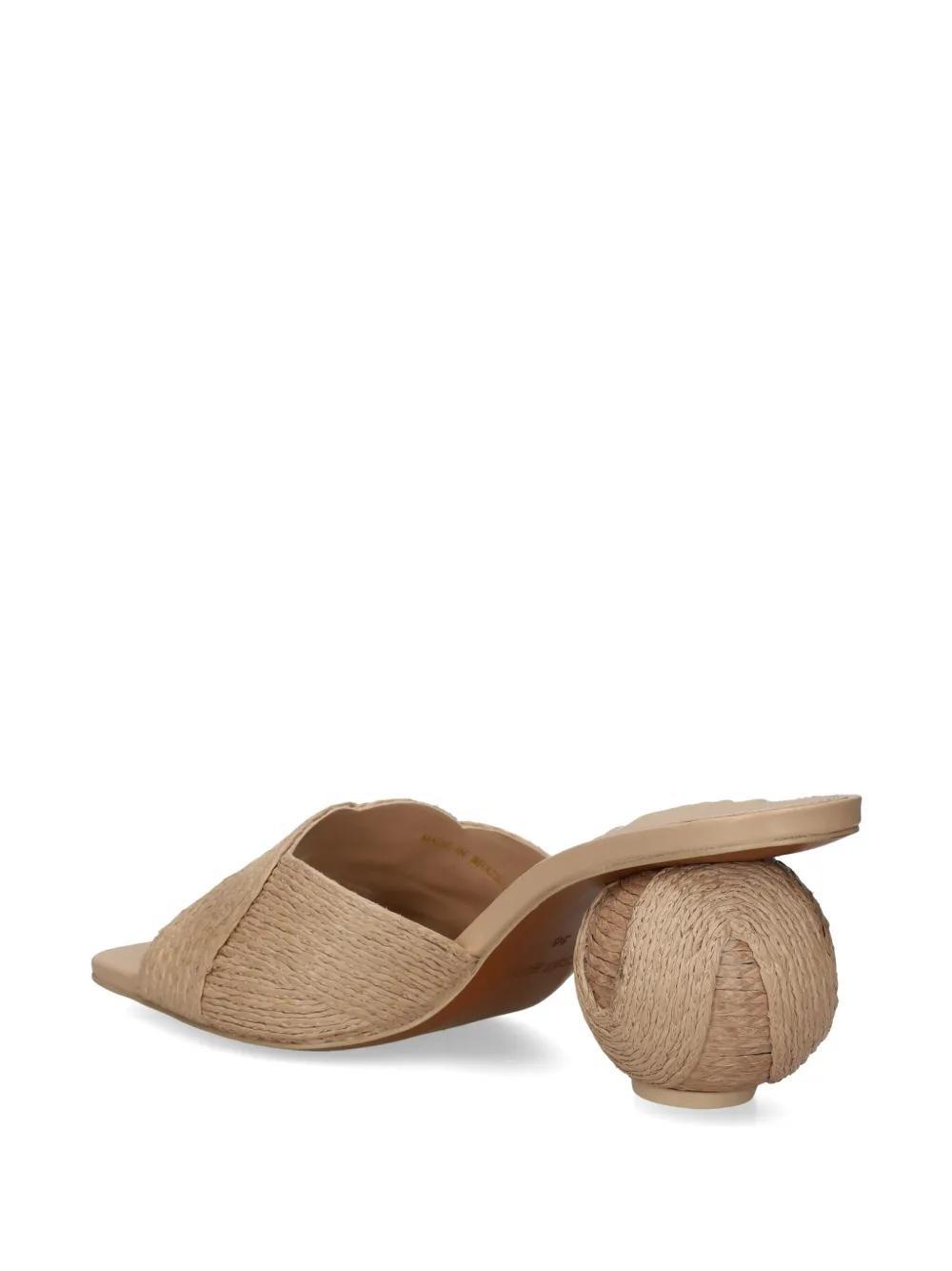 Noor sandals Product Image