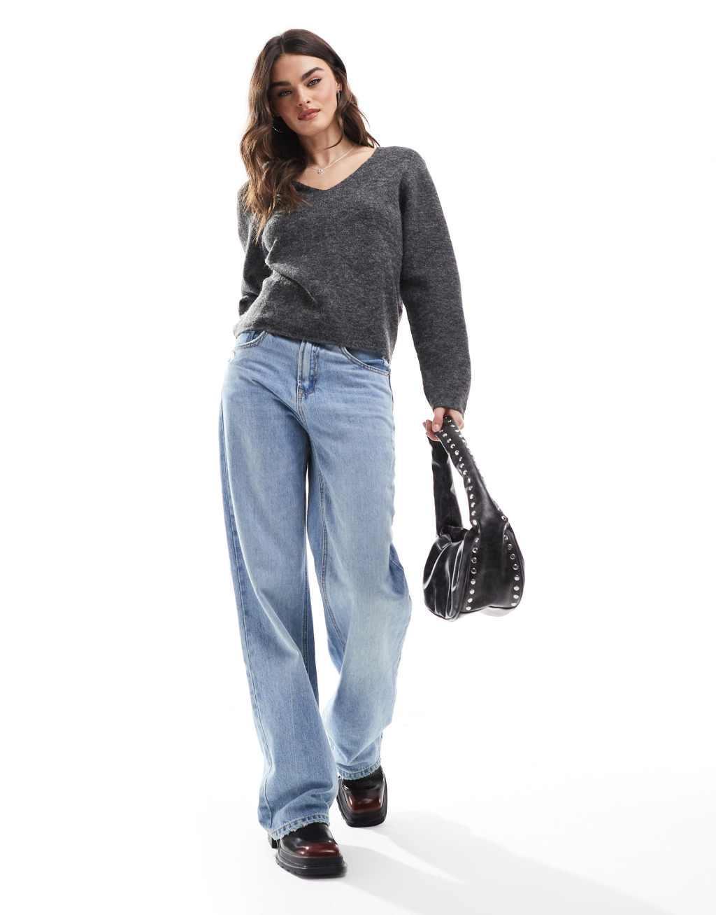 JJXX low v neck sweater in dark heather gray Product Image