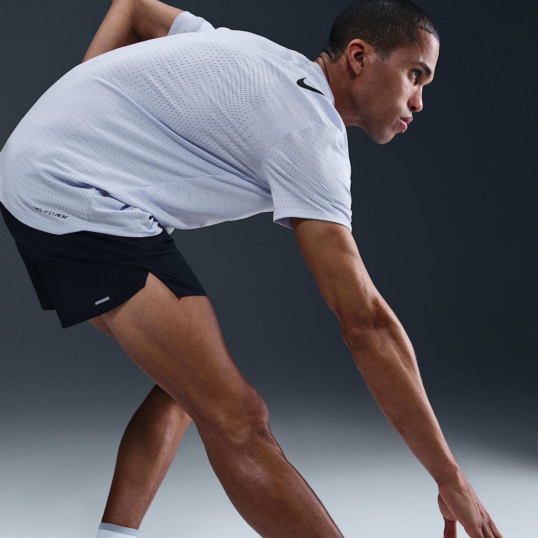 Nike AeroSwift Men's Dri-FIT ADV Short-Sleeve Running Top Product Image