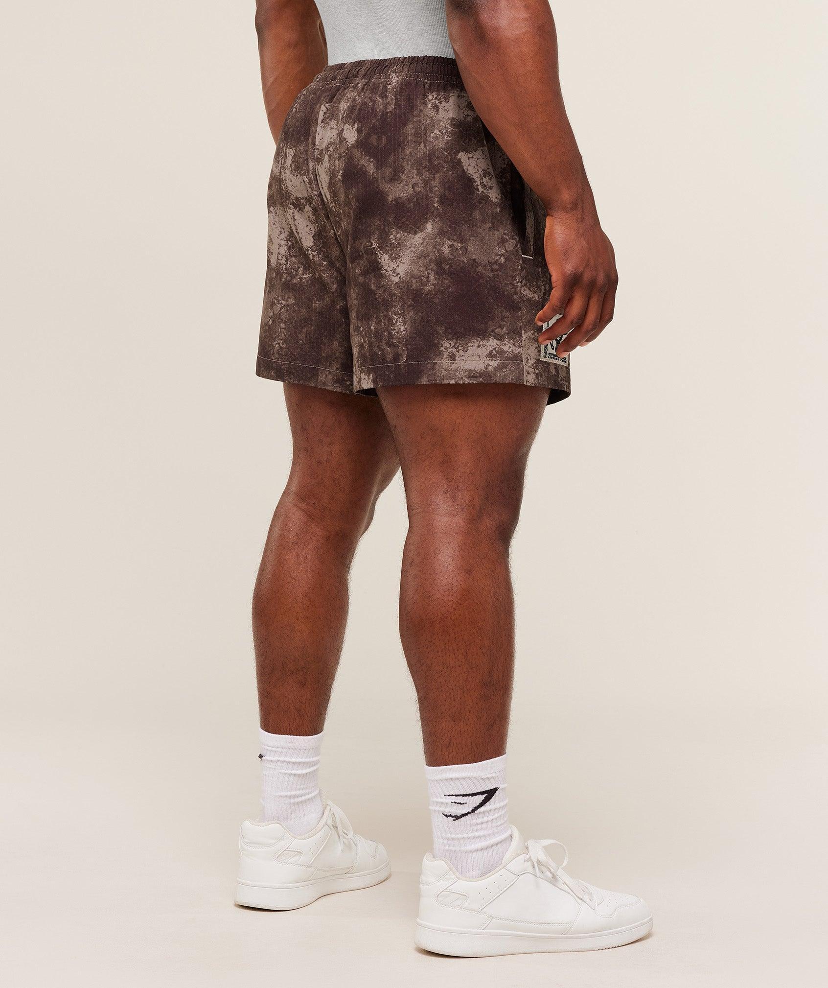 Gymshark Pumper Shorts 5" - Soul Taupe Male Product Image