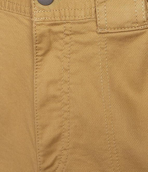 Roundtree & Yorke The Hiker Classic Fit 11#double; Inseam Neutral Cargo Shorts Product Image