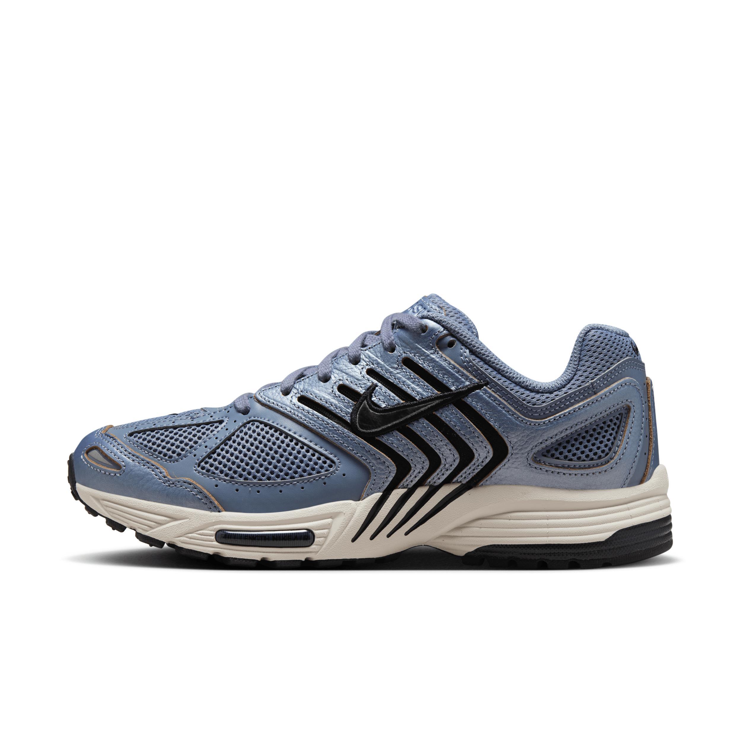 Nike Men's Air Pegasus 2005 Shoes Product Image