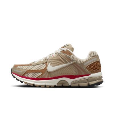 Nike Women's Zoom Vomero 5 Shoes Product Image