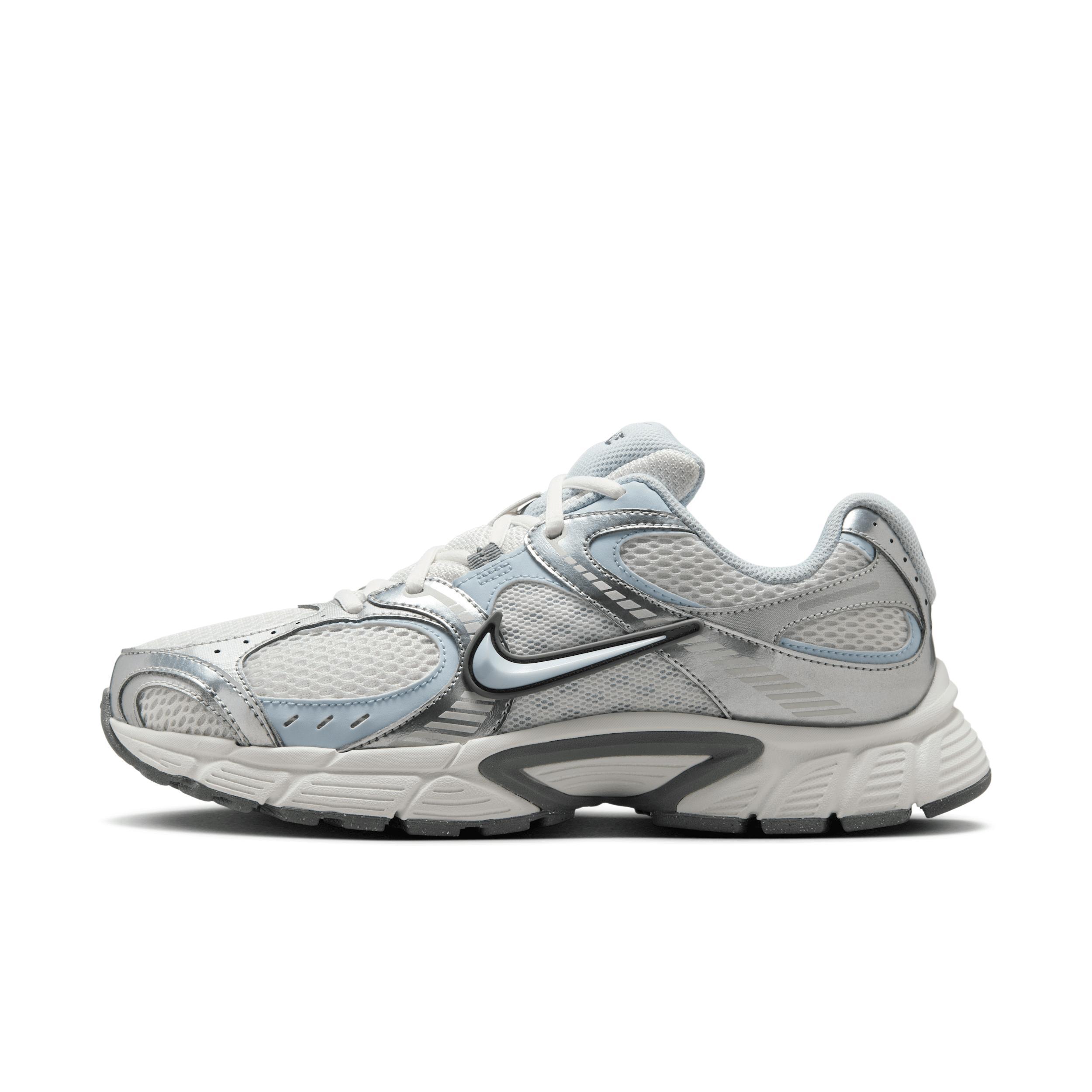Nike Women's V5 RNR Shoes Product Image