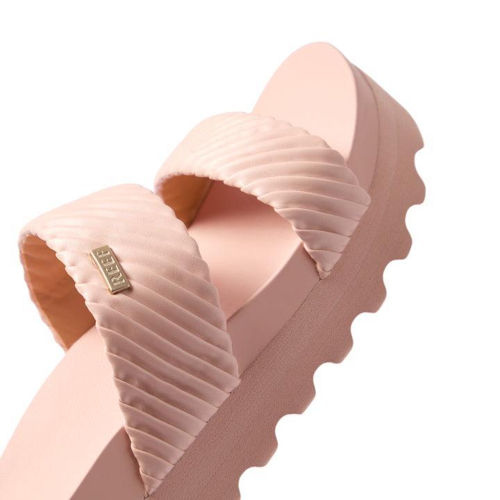 Cushion Vista Hi Female Product Image