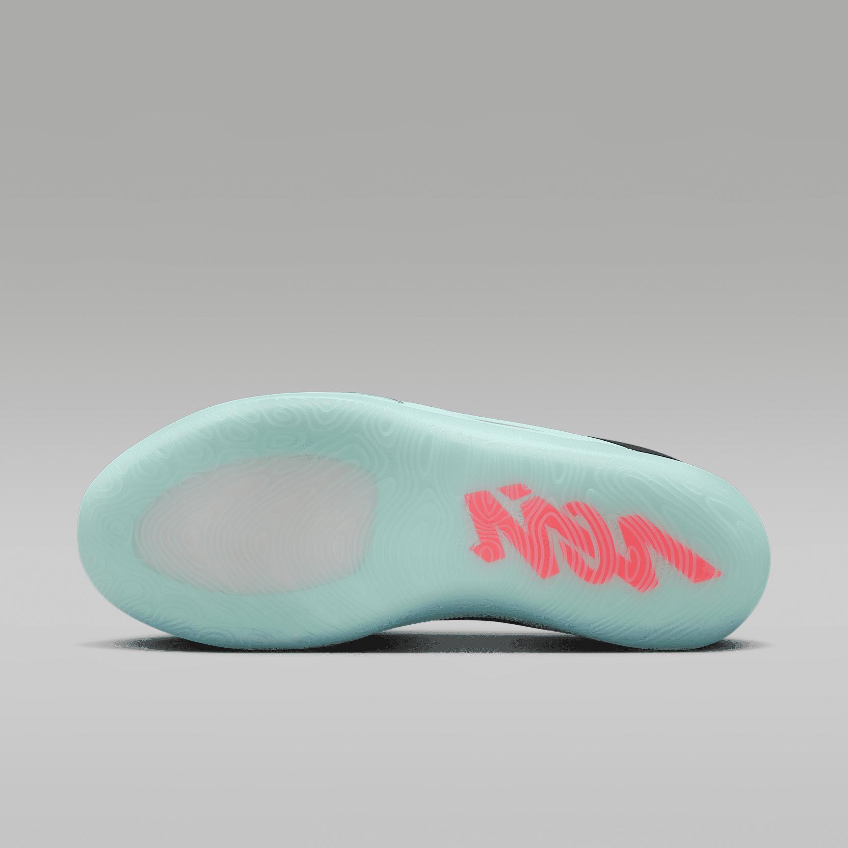 Zion 4 Basketball Shoes Product Image